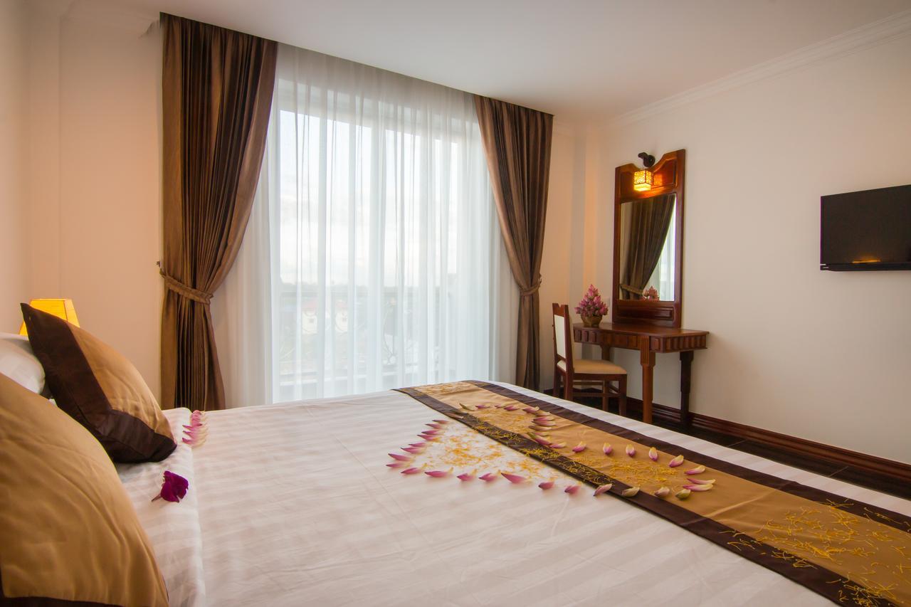 Glorious Hotel Kampong Thom Exterior photo