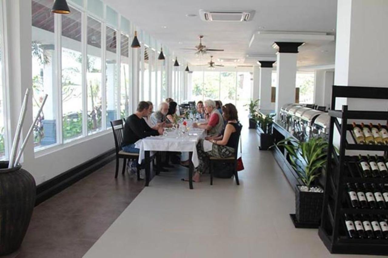 Glorious Hotel Kampong Thom Exterior photo